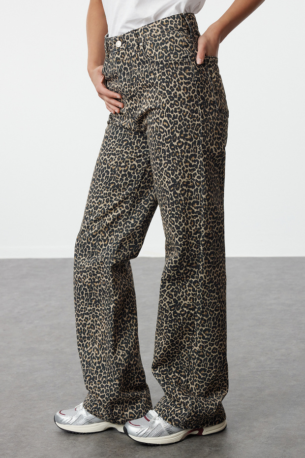 Çok Renkli Leopar Baskılı Kahverengi Yüksek Bel Wide Leg Jeans TWOSS24JE00286 - 4