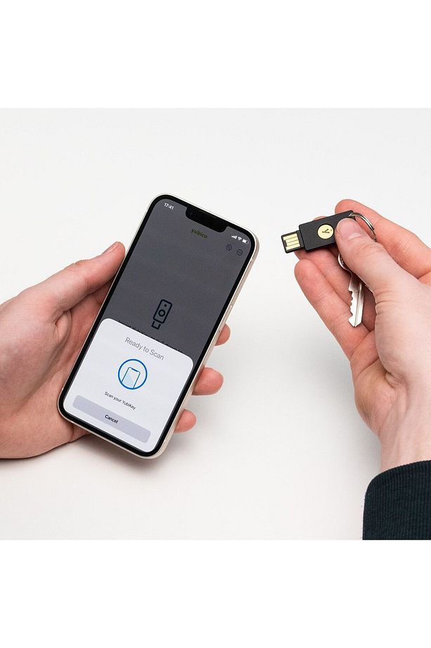 - Yubikey 5 NFC - 3