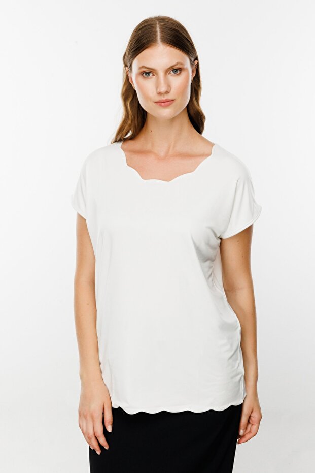 Dilim Yaka Tişört - 2