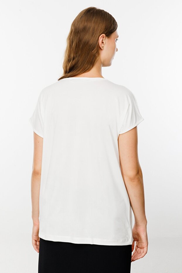 Dilim Yaka Tişört - 5