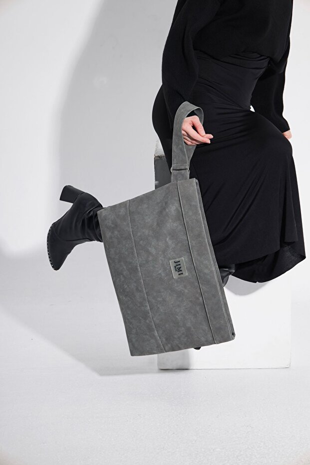 GREY CLUTCH - 1
