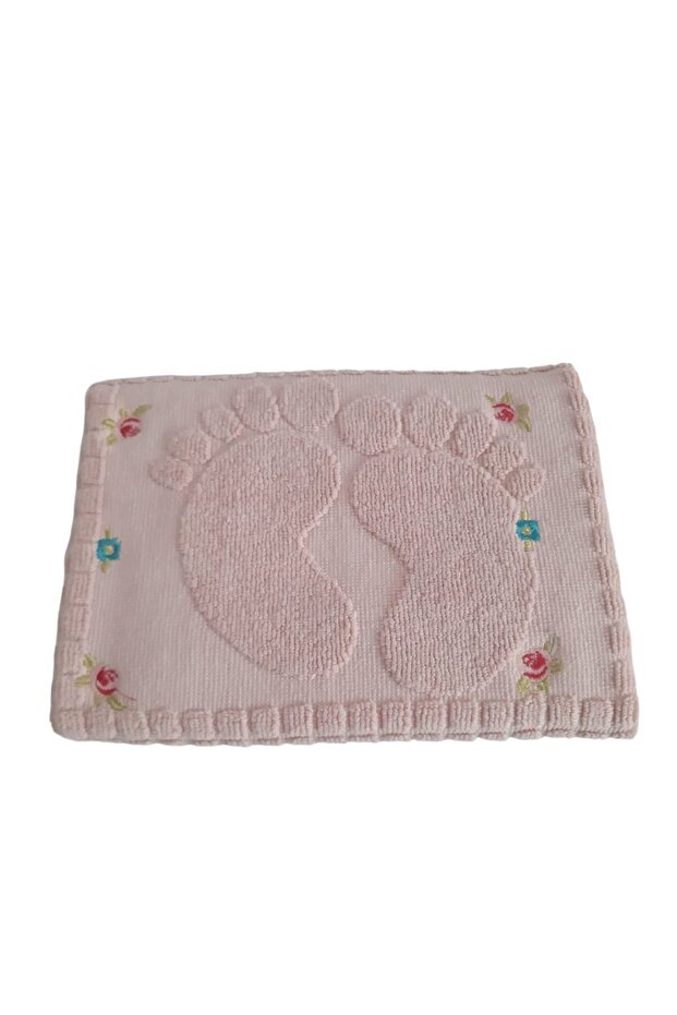 Zuhra Embroidered Foot Towel Set (2 Pieces) - Pink