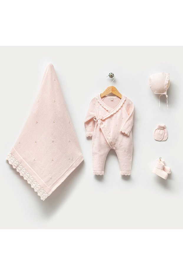 100% Natural Cotton Knitwear Baby Girl 5-Piece Hospital Discharge / Newborn Boxed Set (0-3 Months)