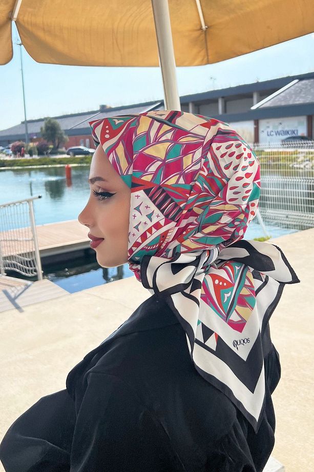 Darla Desenli Eşarp Siyah - 2