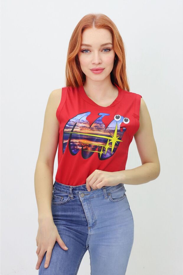 sleeveless t-shirt