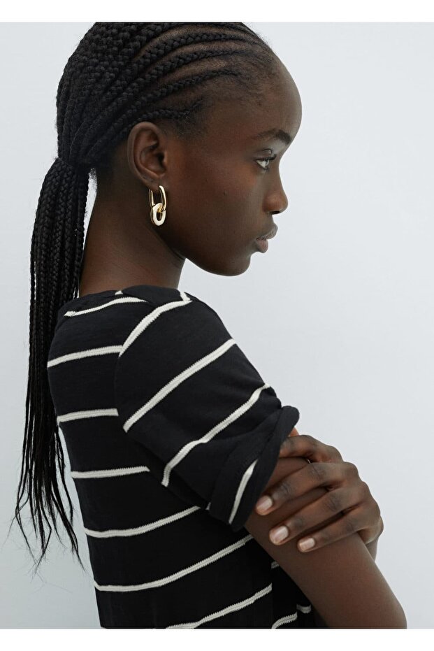 V yakalı çizgili tişört - 5