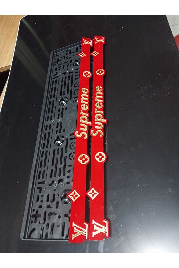 Supreme araba takmatik plakalık 2 adet uzun - 3