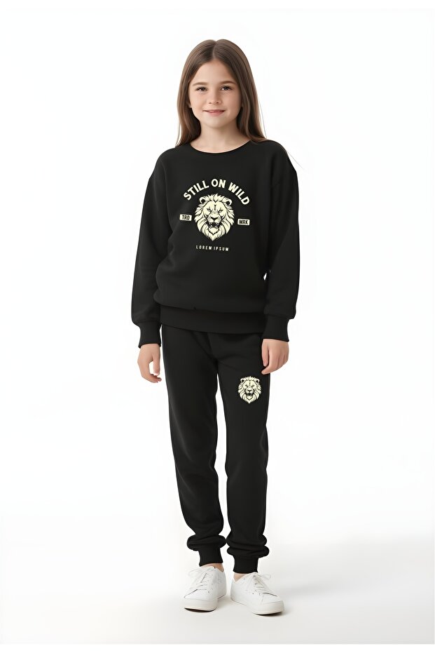 GIRLS' TRACKSUIT SET, ROUND NECK, PRINTED DESIGN, POCKET DETAILS.