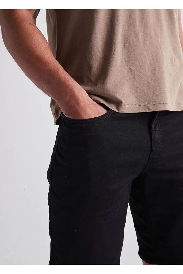Regular Fit Siyah Erkek Şort - 2