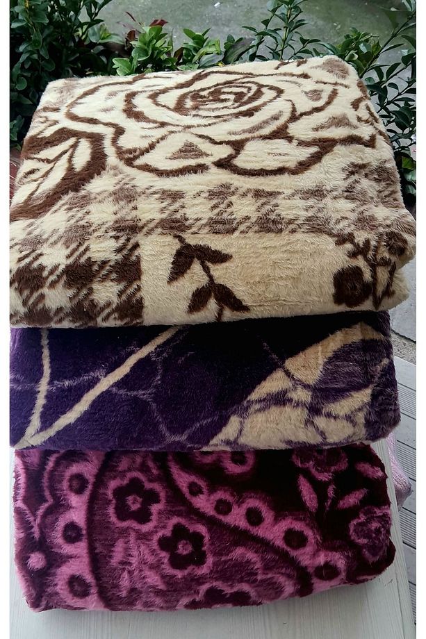 Kuyucak Peluş Battaniye Tek Kişilik 160x225 Çeşitli Renklerde - 1