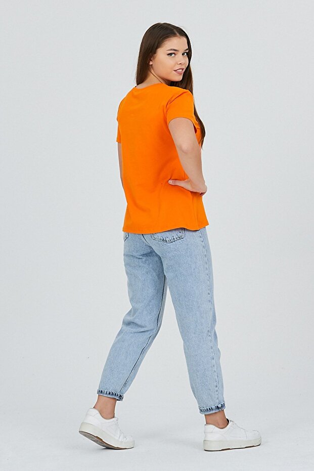 طباعة أمامية برتقالية داكنة أساسية - 4