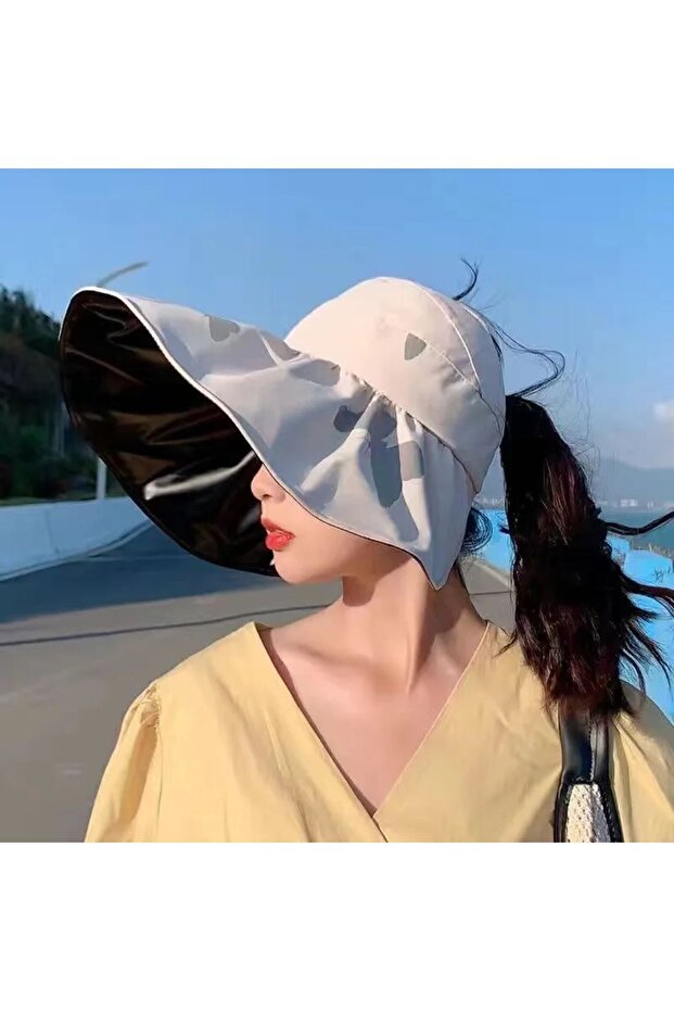 Ultra Wide Wiped Full Sun Protection Shaped Foldable Visor Hat with Butterfly Detail