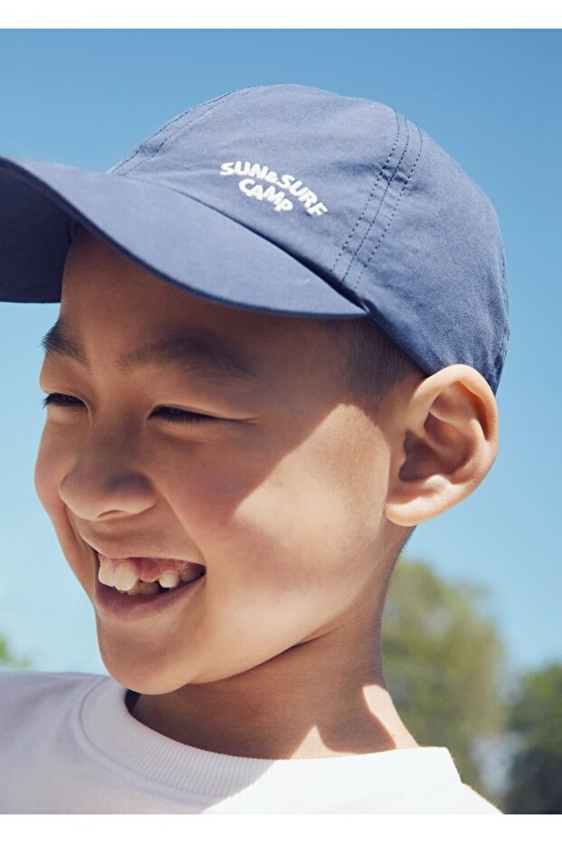 Hut mit gesticktem Text - 6