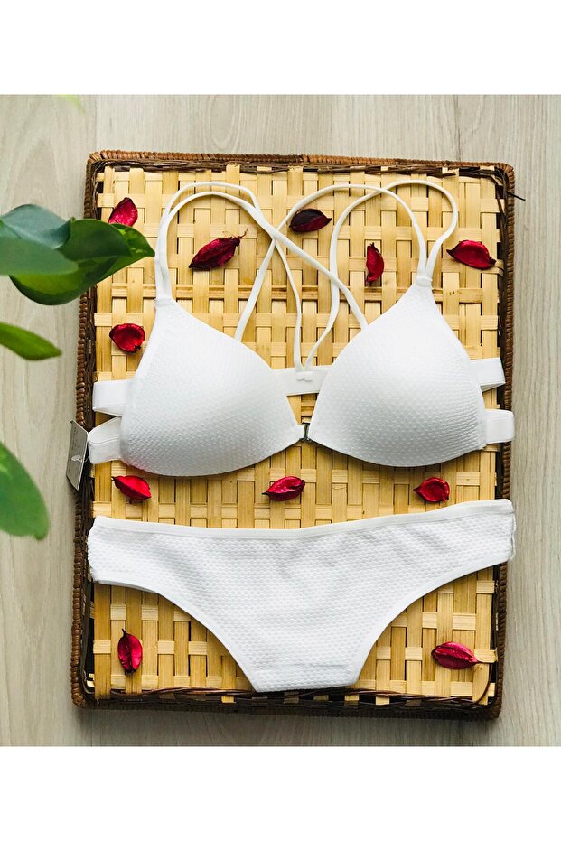 Önden Açmalı Arkası Çapraz İp Sütyen Takımı. - 1