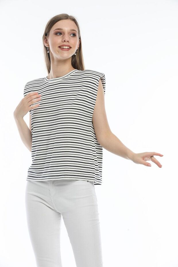 الأساسية المبطنة باللون الأبيض - 5