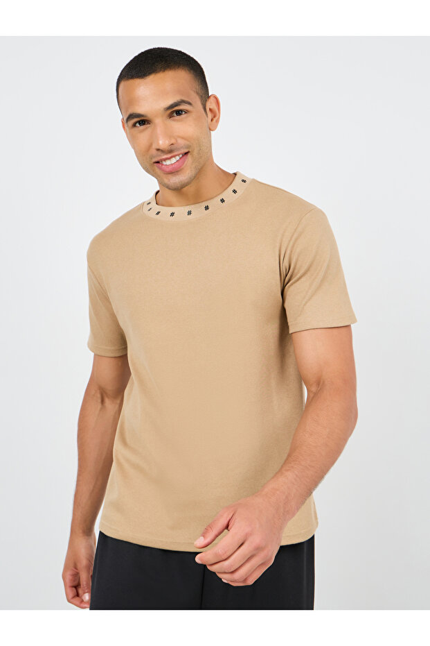 Hashtag Minimal Printed Neck Interlock Regular Fit T-shirt