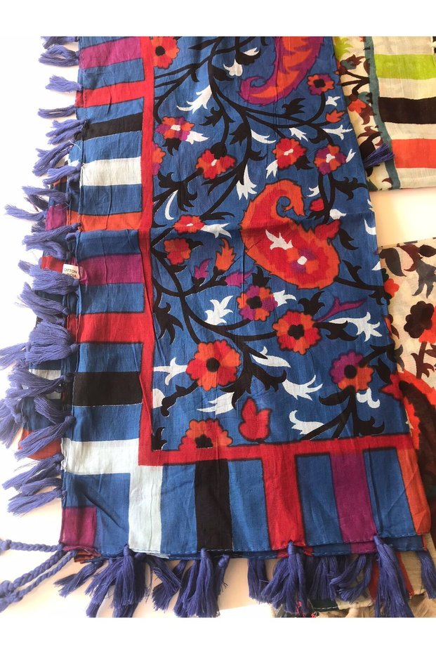 Cotton Indian Scarf 110 cm X 110 cm |   Hindi Writing