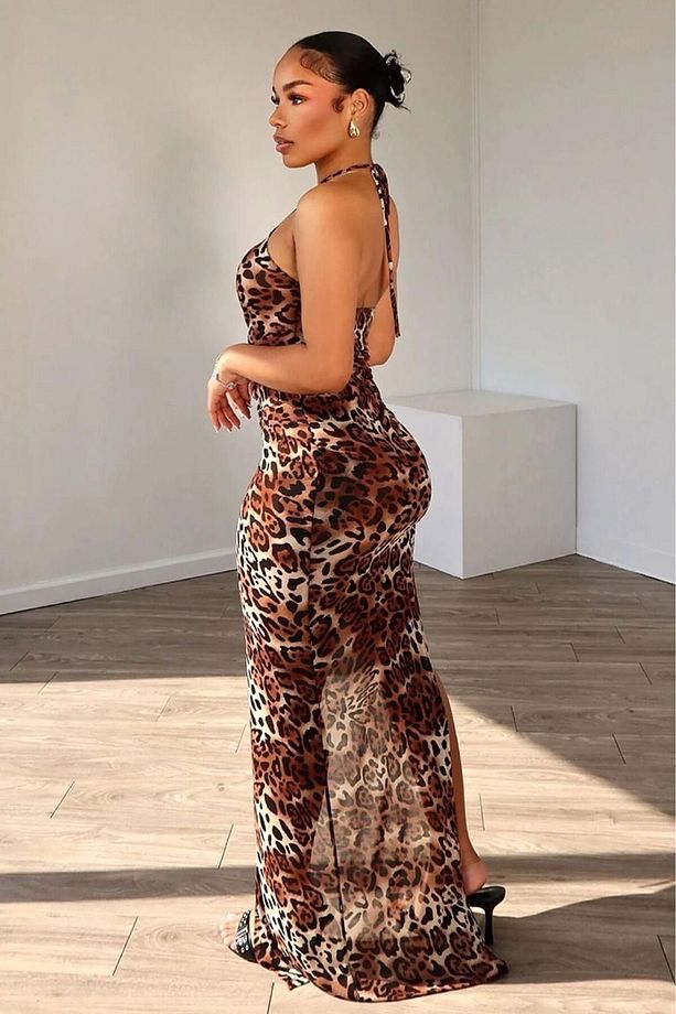 Kadın büzgülü dekolteli leopar elbise - 6