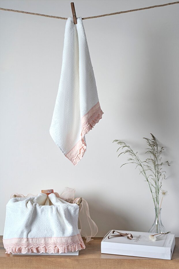 İrena 2-Piece Gift Face Towel Set (50 X 80 cm)