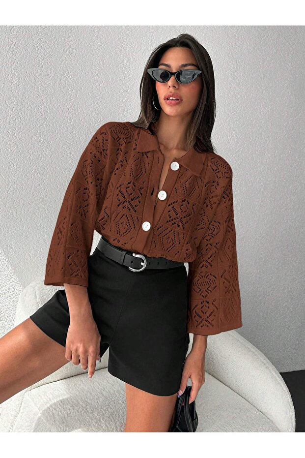 سترة نسائية محبوكة بأزرار