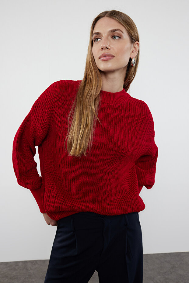 Roter Basic-Strickpullover mit weitem Schnitt TWOAW23KZ01448 - 1