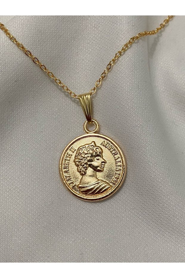 Women's Elizabeth Detailed Plate Necklace
