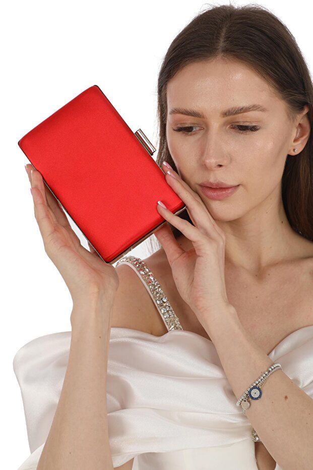Red Color Satin Fabric Evening Dress Women's Bag Handheld and Long Strap Use (Chain Strap)