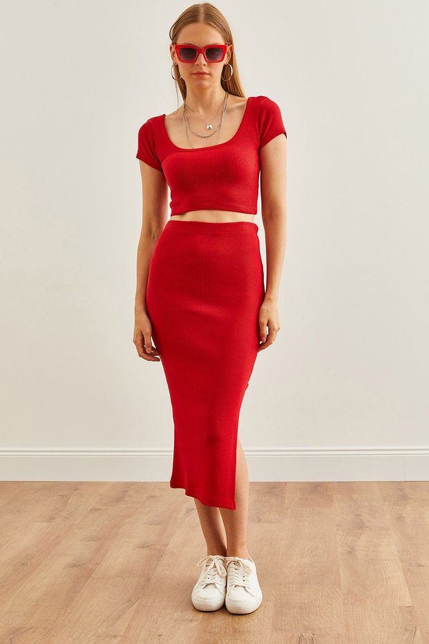 Women's Red Pool Neck Crop Blouse Slit Pencil Skirt Suit Tkm- 19000300