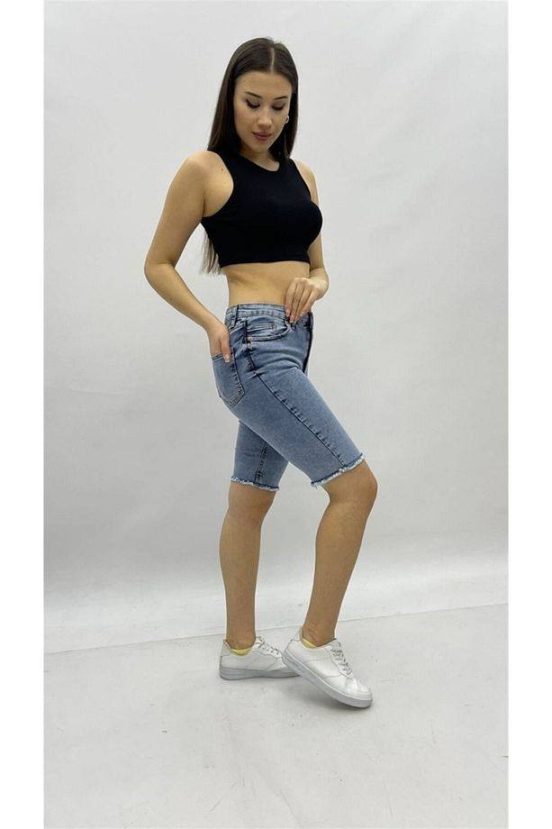 Kadın Kot Şort Diz Üstü Model - 2