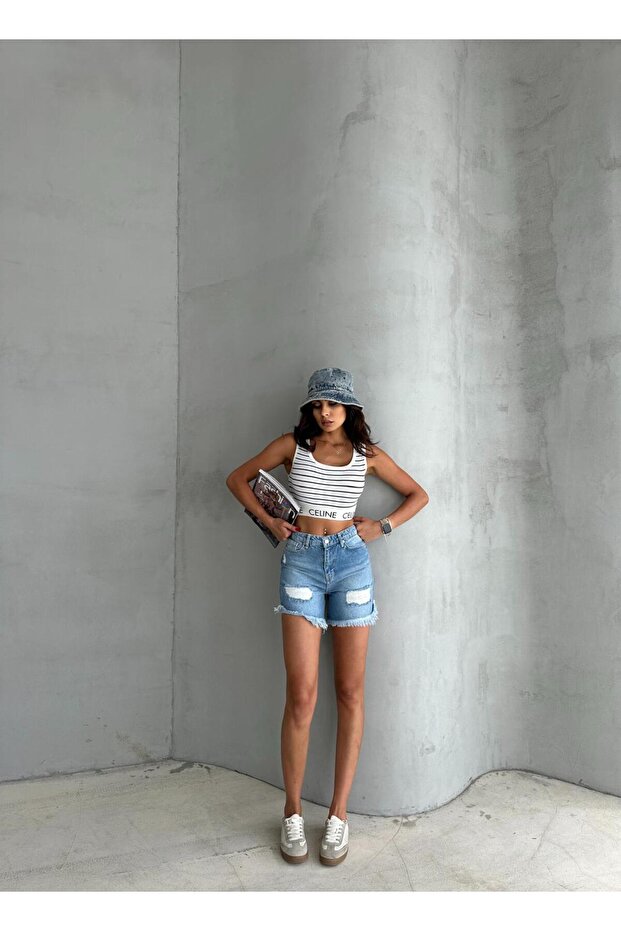 Yırtıklı Kot Şort - 5