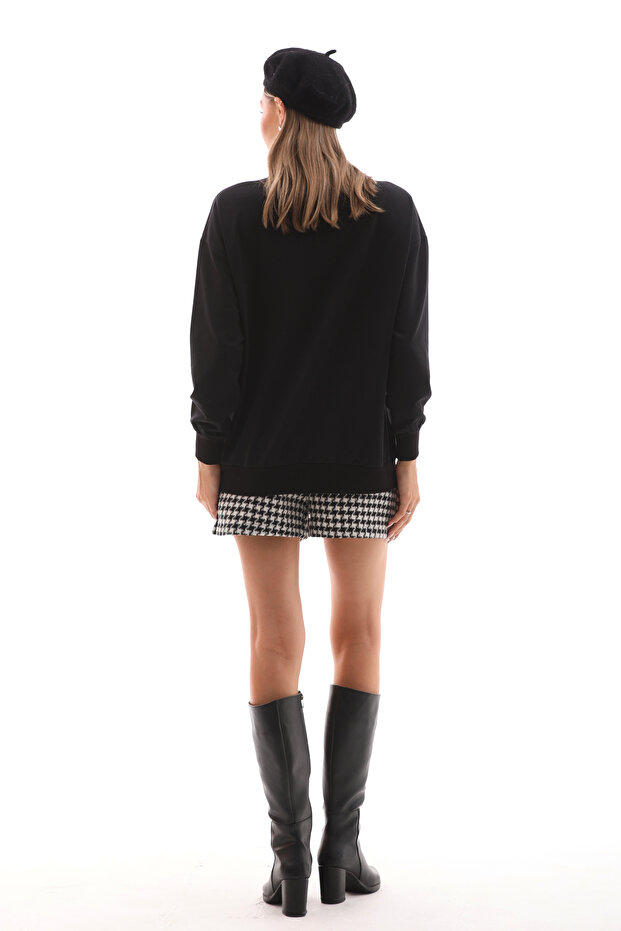 سويت شيرت مزين بنقشة ديزي - 5