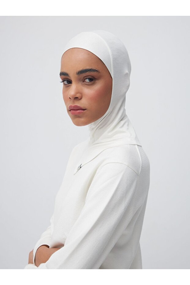 غطاء رأس كامل بلون عاجي - 1