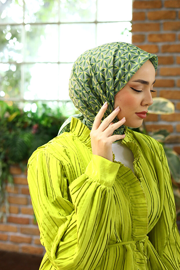 وشاح ناعم منقوش - غطاء رأس من القطن الرقيق بنمط الأزهار
