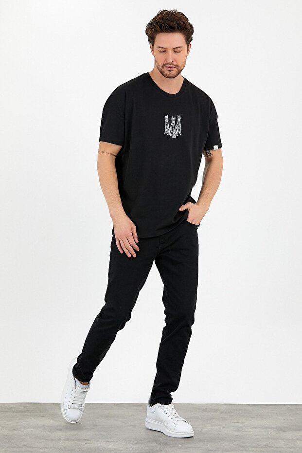 تي شيرت كبير الحجم بنمط كلب - 5