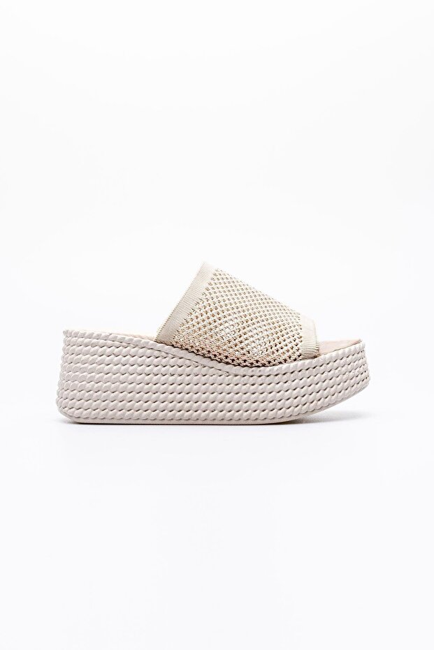 Jodie Skin Flat Thick Banded Hole Detailed Wedge Sole Slippers