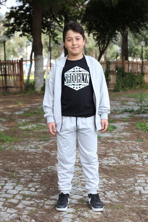 Set of 3 Zippered Hooded Tracksuit Set and Brooklyn Printed T-shirt
