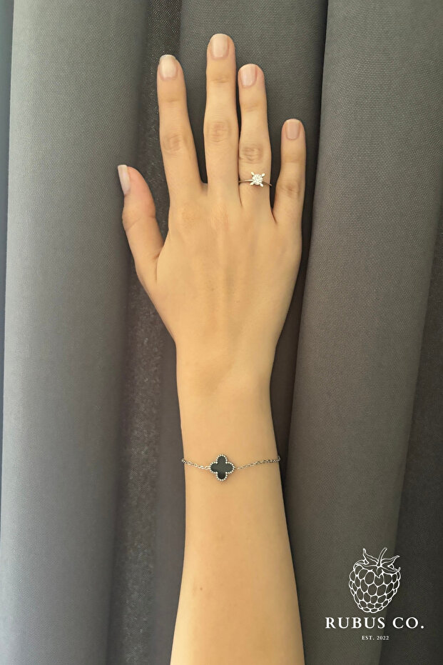 Single Clover Thick Bracelet - 2