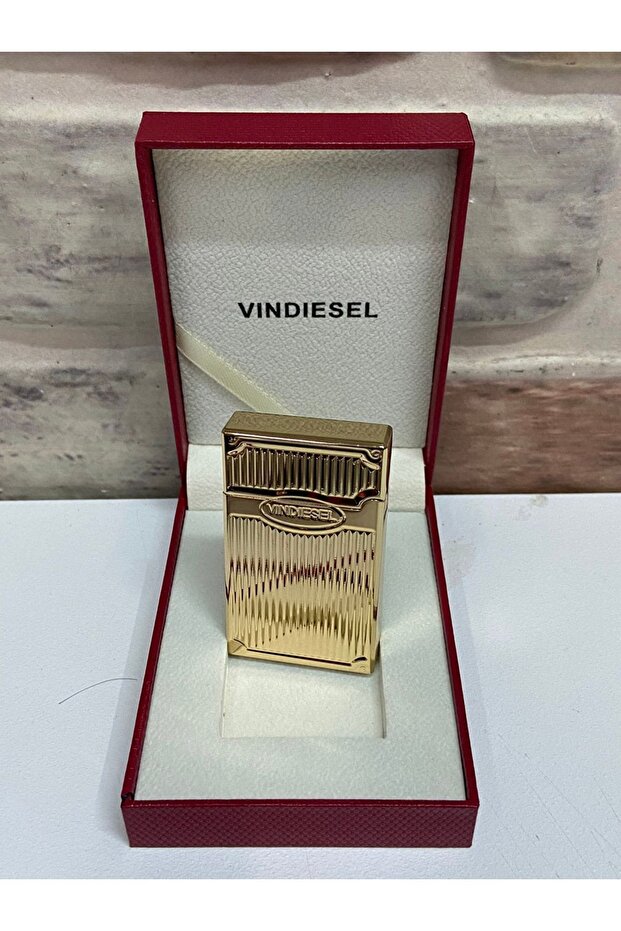 Marka Sarı Renk Armalı Model Isme Özel Çakmak - 1