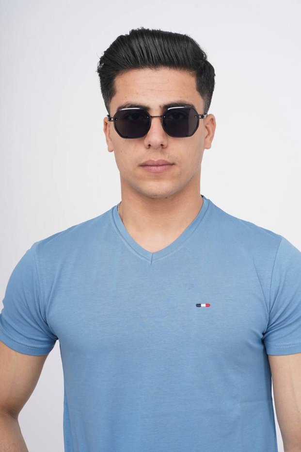 Men's Cotton Lycra Slim Fit V-neck T-shirt
