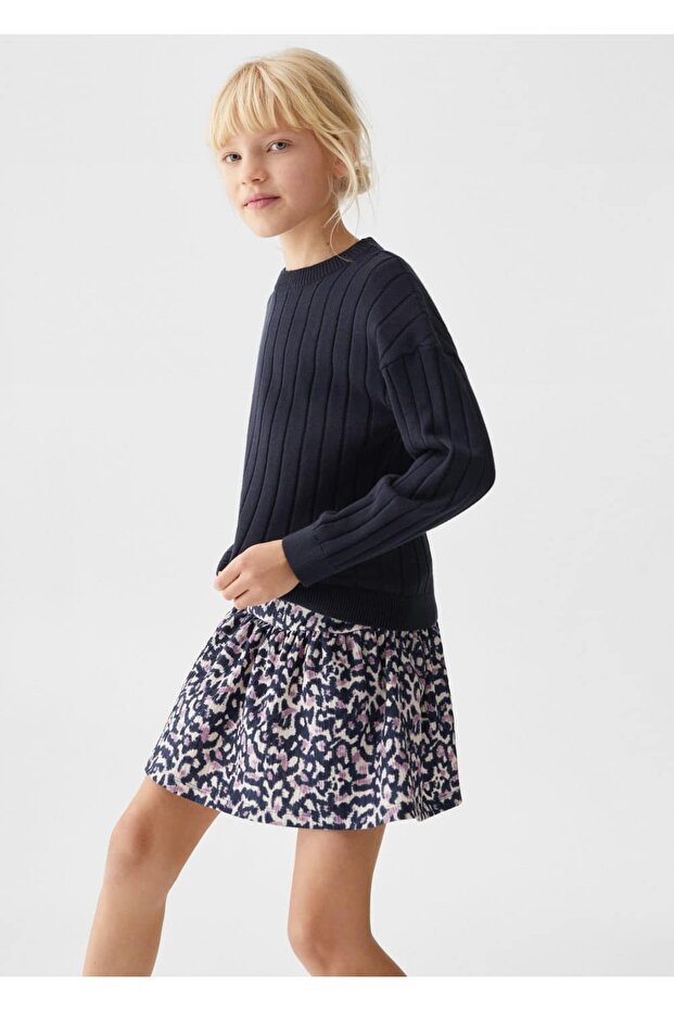 Gestreifter Strickpullover - 1