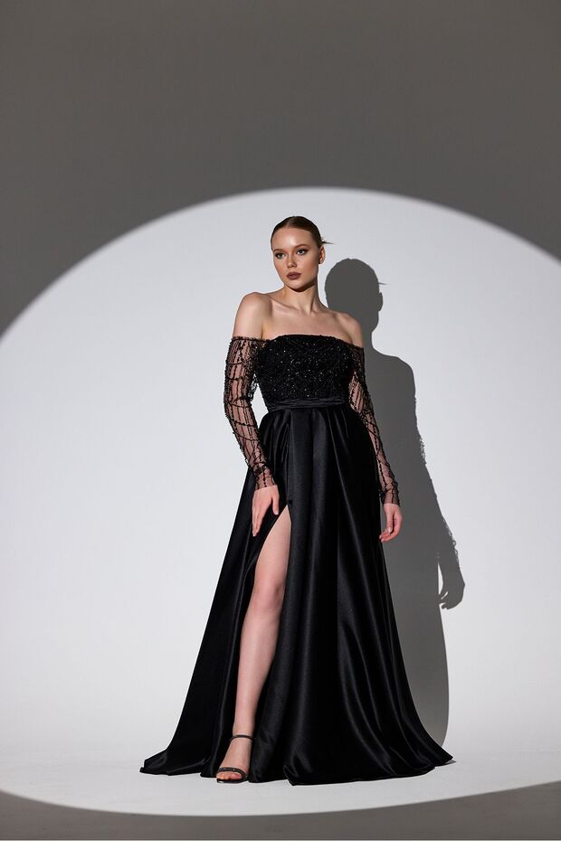 İşlemeli Siyah Abiye - 1