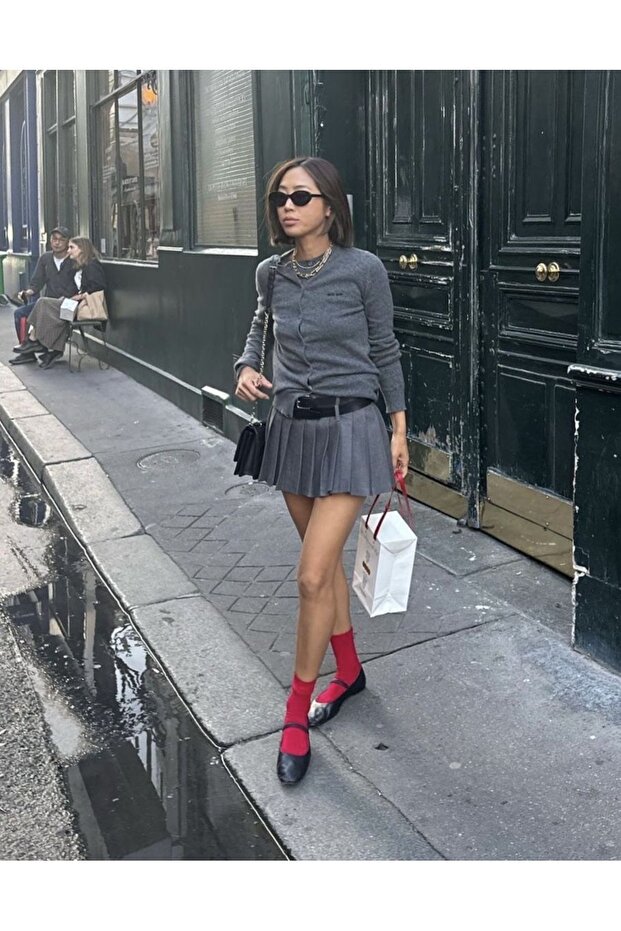 Червени чорапи - 1