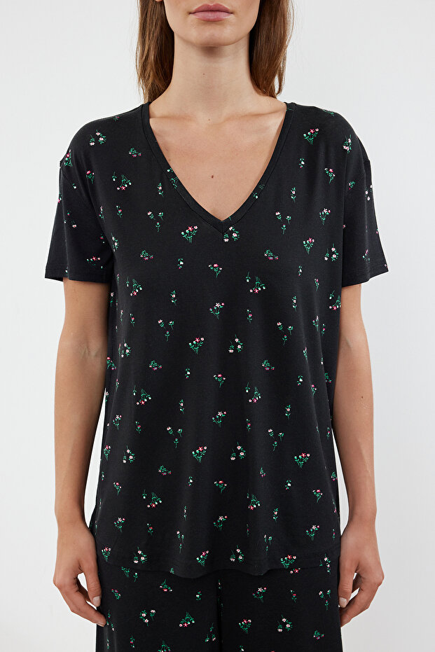 Siyah-Çok Renkli Çiçekli Örme Pijama Takımı THMSS24PT00231 - 3