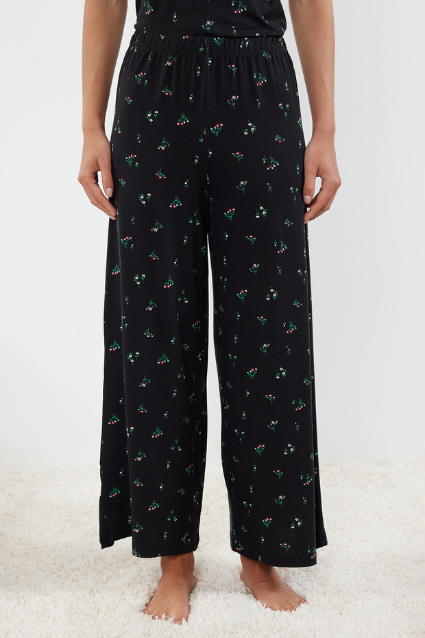 Siyah-Çok Renkli Çiçekli Örme Pijama Takımı THMSS24PT00231 - 4