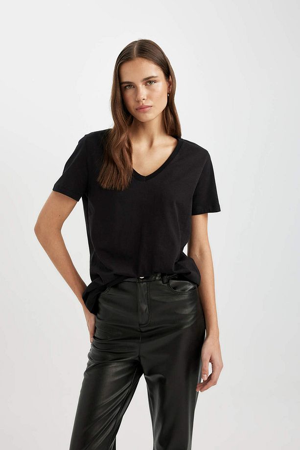 Regular Fit V Yaka Basic Düz %100 Pamuk Kısa Kollu Tişört W9578az23sm - 1