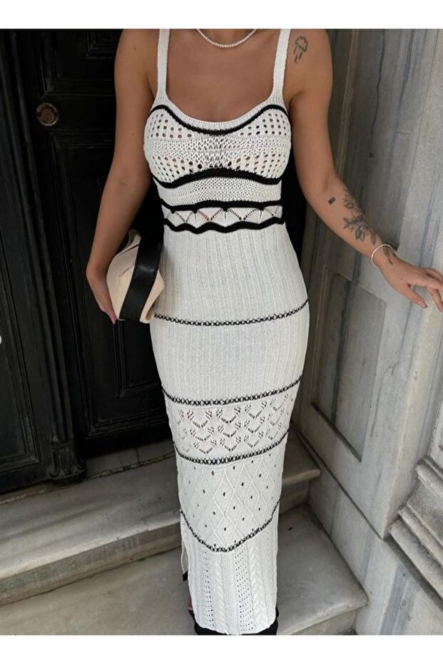 Yırtmaç Detaylı Elbise - 3