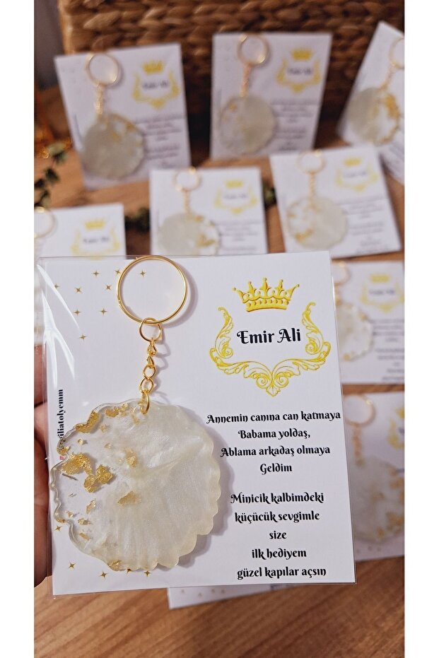 Round Gold Keychain with Crown Theme Card Baby Birthday Mevlüt 10