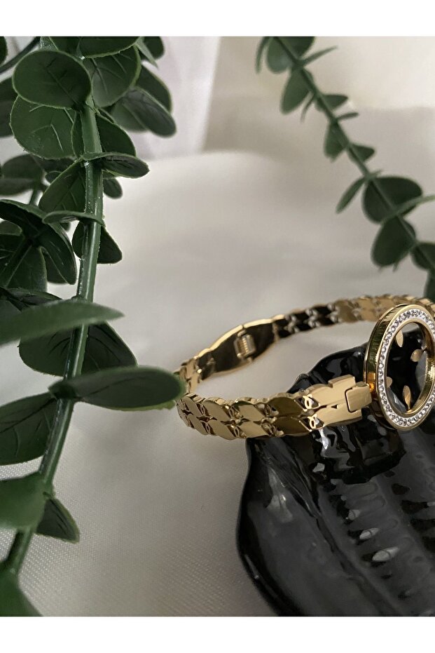Steel Bracelet - Quarter-inserted Design