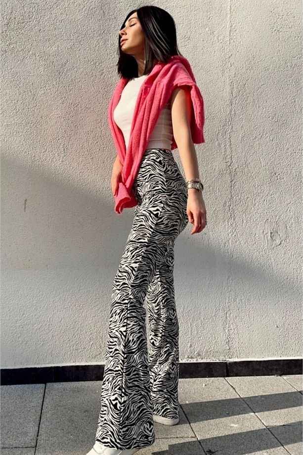 Zebra Desenli Likralı Yüksek Bel Ispanyol Paça Pantolon 100 Cm - 5