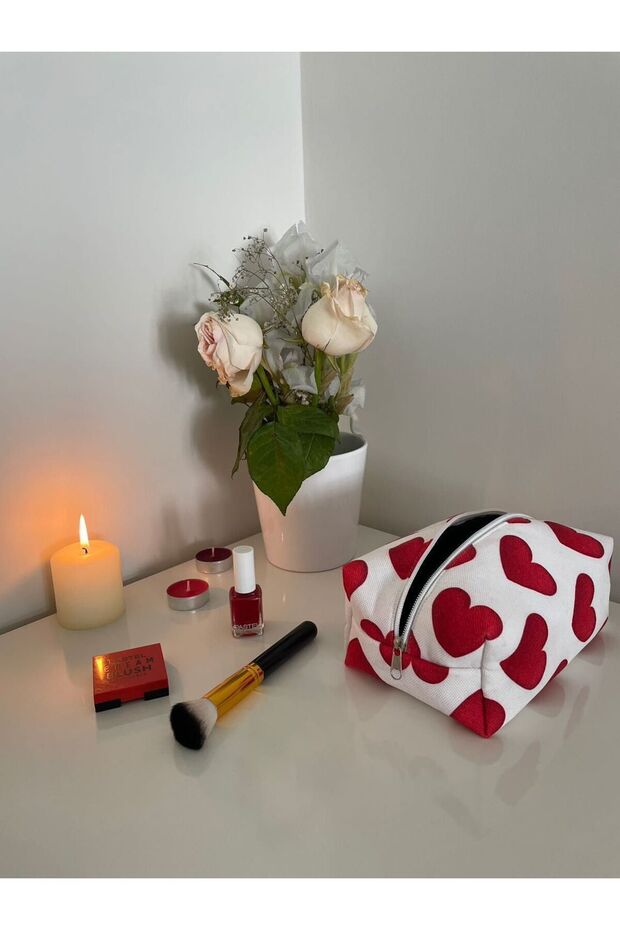 Large Size Red Heart Patterned Makeup Bag - 3